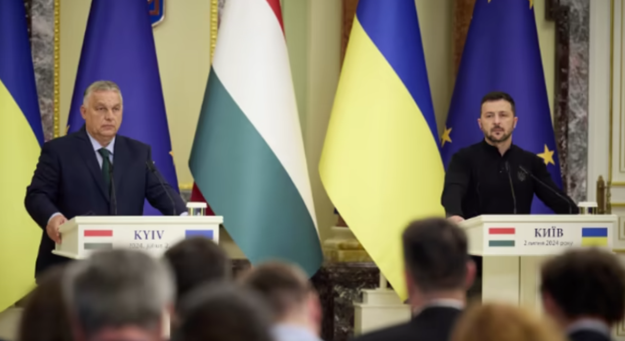 Thủ tướng Hungary bất ngờ thăm Ukraine, đề xuất ngừng bắn khẩn cấp- Ảnh 1.