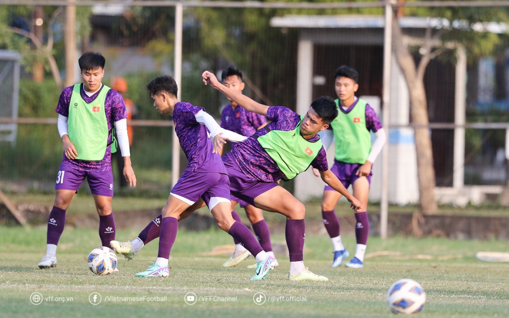 Kết quả U20 Việt Nam vs U20 Bhutan: U20 Việt Nam trả giá đắt cho trận thắng U20 Bhutan - Ảnh 4.