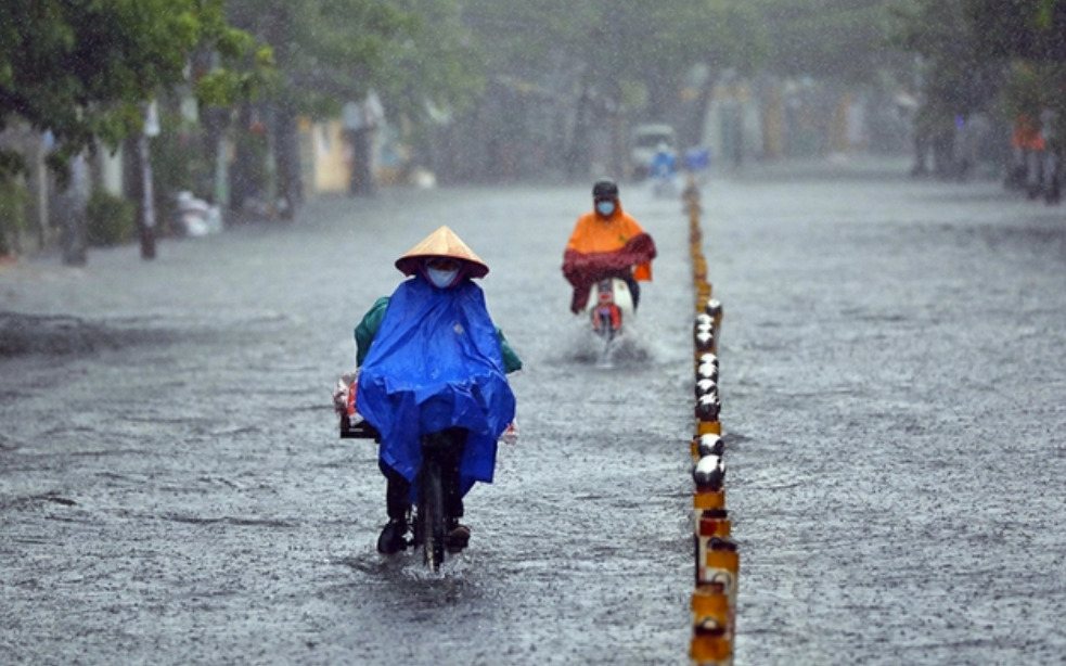 Tin bão mới nhất: Bão số 2 hướng vào đất liền, nhiều nơi ở miền Bắc và Thanh Hóa mưa rất to từ đêm 22/7- Ảnh 2.