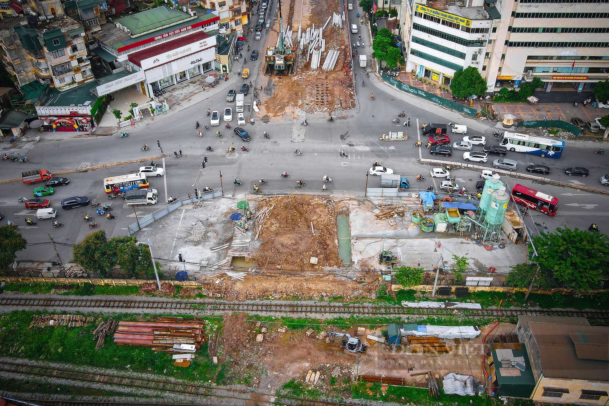 Hà Nội: Hầm chui hơn 770 tỷ đồng ra sao sau gần 2 năm thi công?- Ảnh 5.