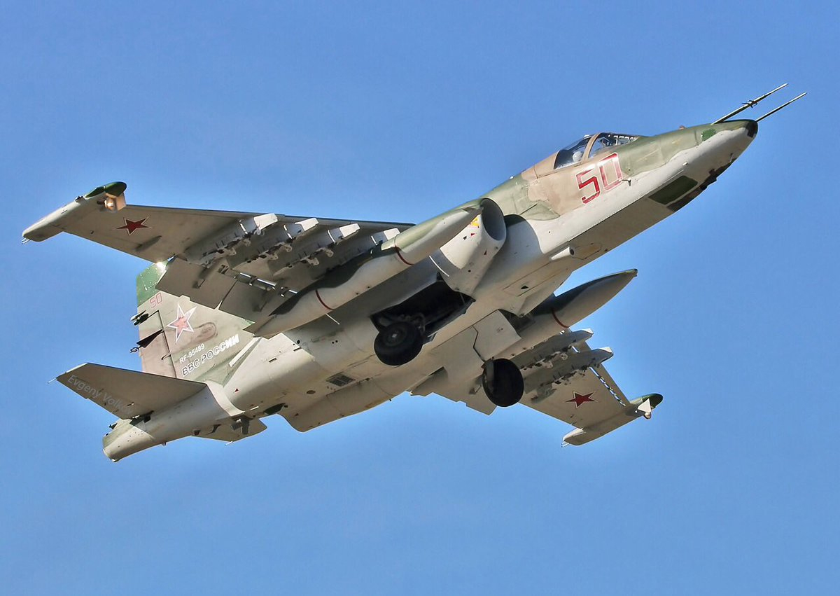 Ukraine bắn hạ cường kích Su-25 của Nga- Ảnh 1.