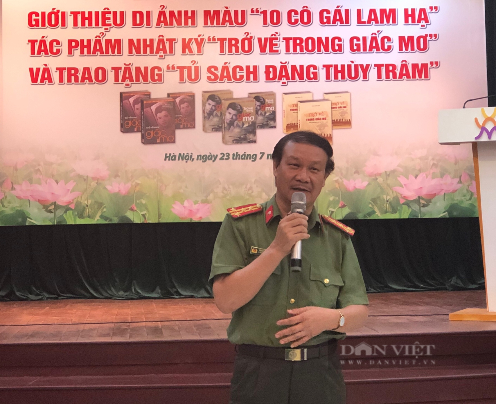 Nghệ sĩ Nhân dân Nguyễn Hải xúc động, tự hào khi nghe chuyện về 10 cô gái Lam Hạ- Ảnh 4.
