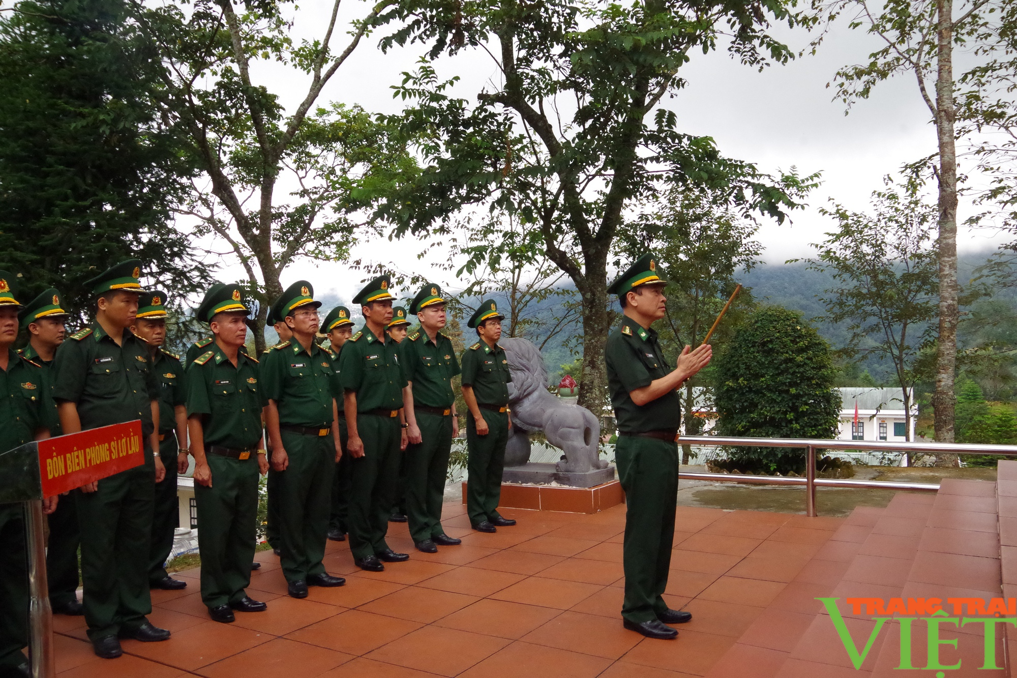 Bộ đội Biên phòng tỉnh Lai Châu dâng hoa, dâng hương tưởng niệm các anh hùng liệt sĩ tại biên giới- Ảnh 1.