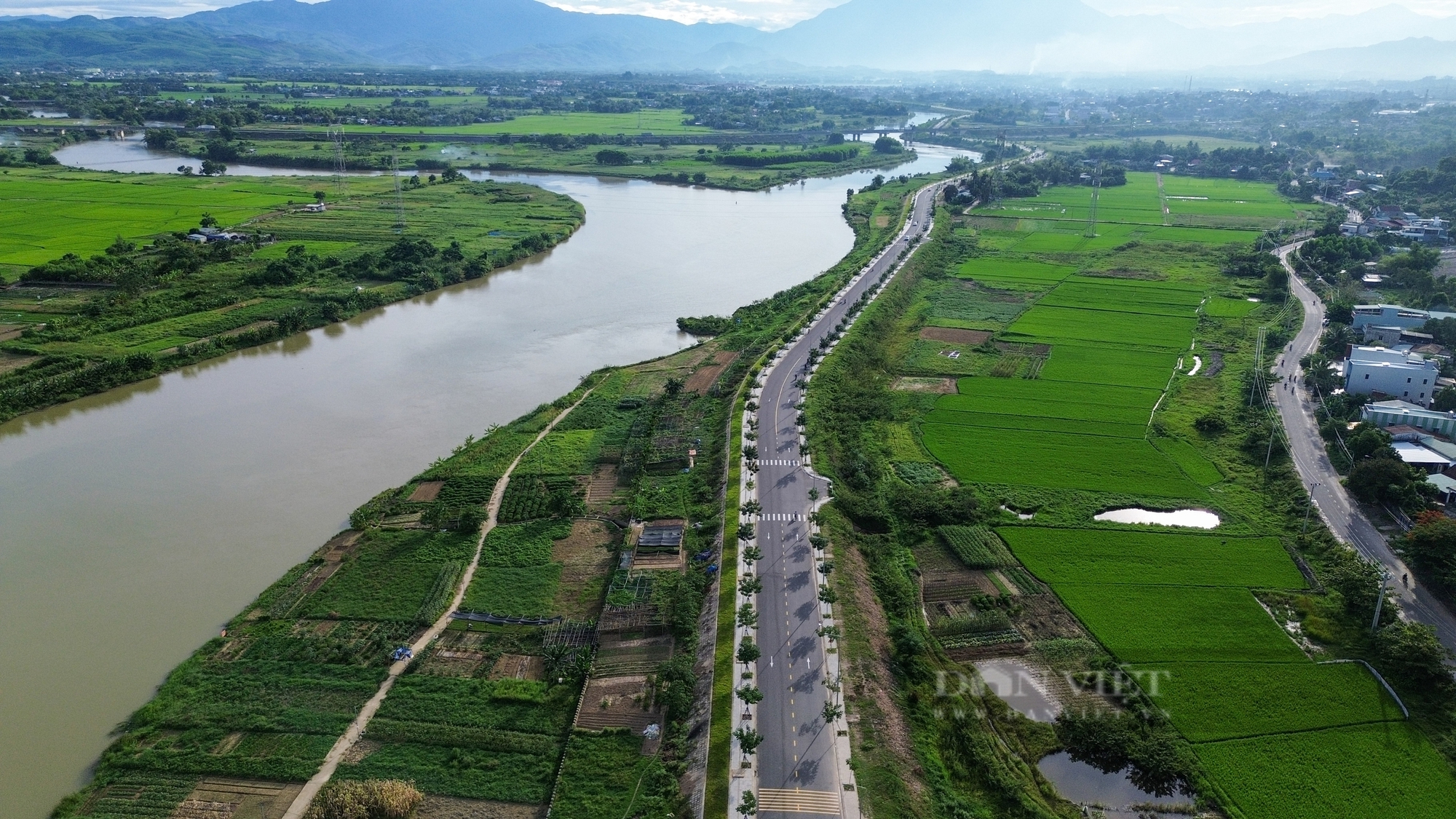 Diện mạo đường ven sông Cẩm Lệ sau 1 năm đưa vào sử dụng- Ảnh 1.