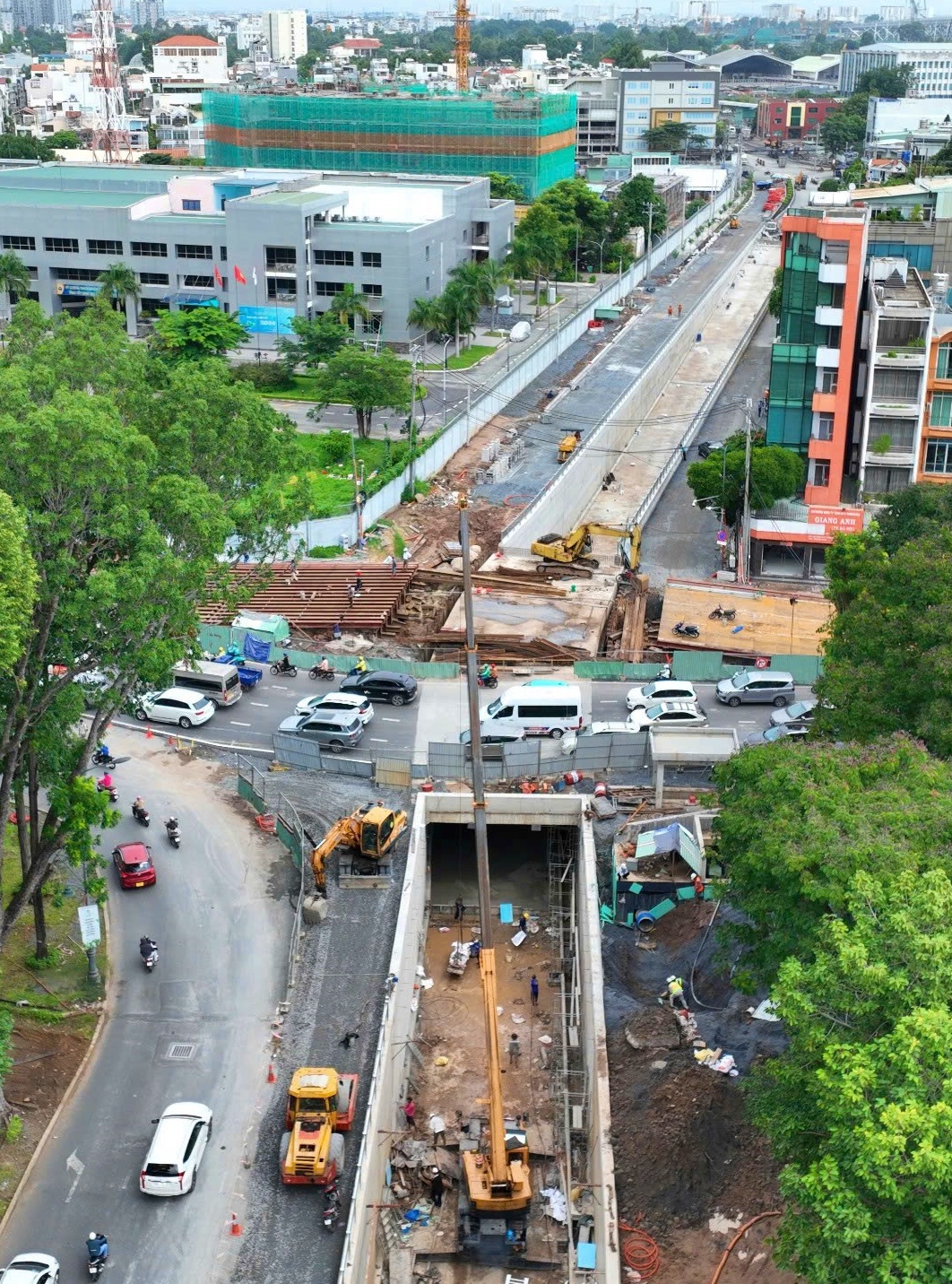 Hầm chui 200 tỷ tại cửa ngõ sân bay Tân Sơn Nhất trước ngày thông xe- Ảnh 10.