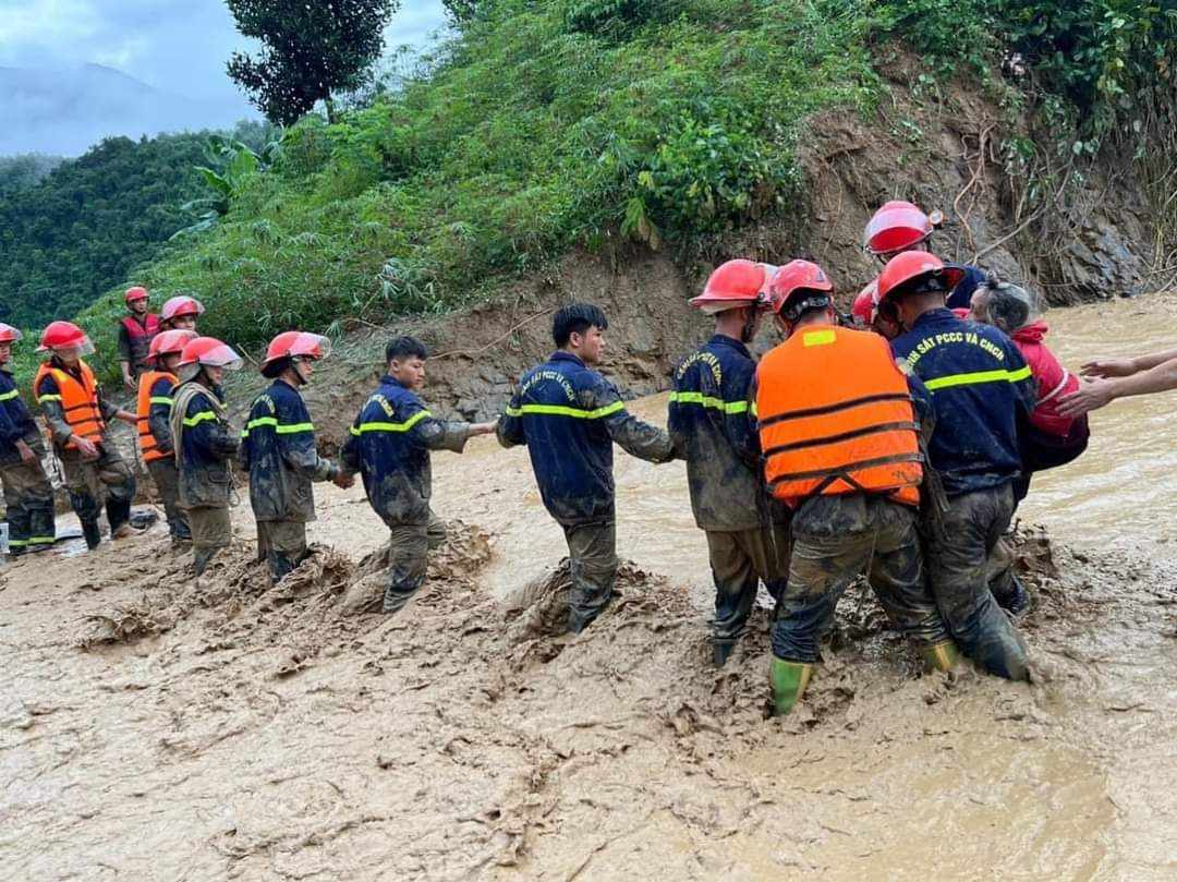 Mường Pồn (Điện Biên) tan hoang sau cơn lũ khiến hơn 10 người thương vong- Ảnh 4.