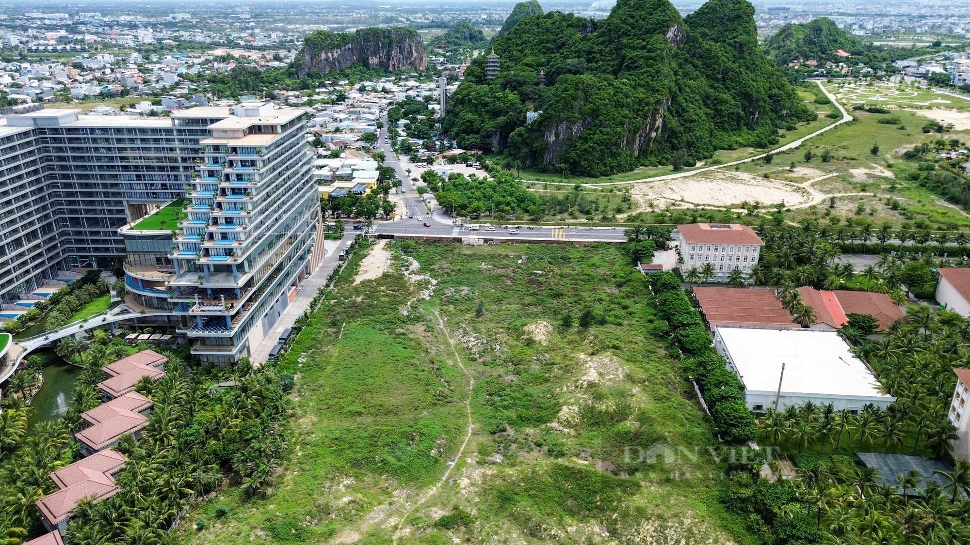 Hình ảnh hoang tàn, cỏ mọc um tùm tại khu du lịch ven biển Non Nước liên quan đến Vũ “Nhôm”- Ảnh 4.