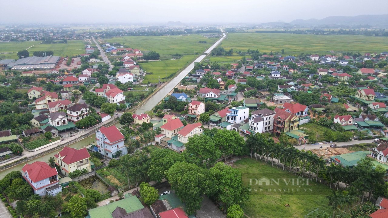 Đi tìm những "làng quê đáng sống": Ngắm ngôi làng toàn biệt thự, người dân phần lớn đi nước ngoài (Bài 5)- Ảnh 2.