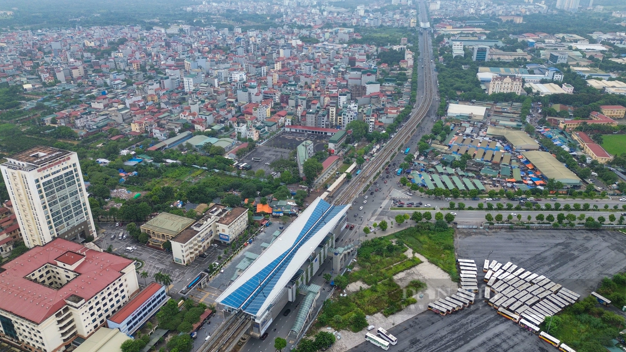 Toàn cảnh tuyến Metro hơn 34 nghìn tỷ ở Hà Nội lại tiếp tục lỡ hẹn sau 13 lần thất hứa- Ảnh 3.