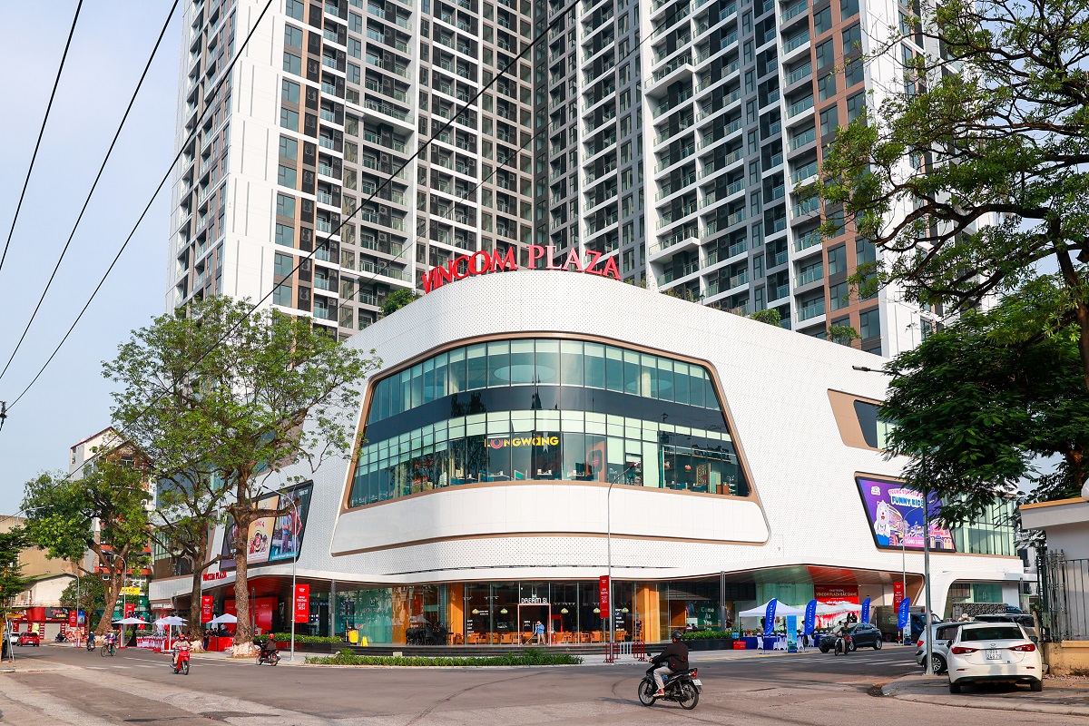 Chính thức khai trương Vincom Mega Mall Grand Park và Vincom Plaza Bắc Giang- Ảnh 3.