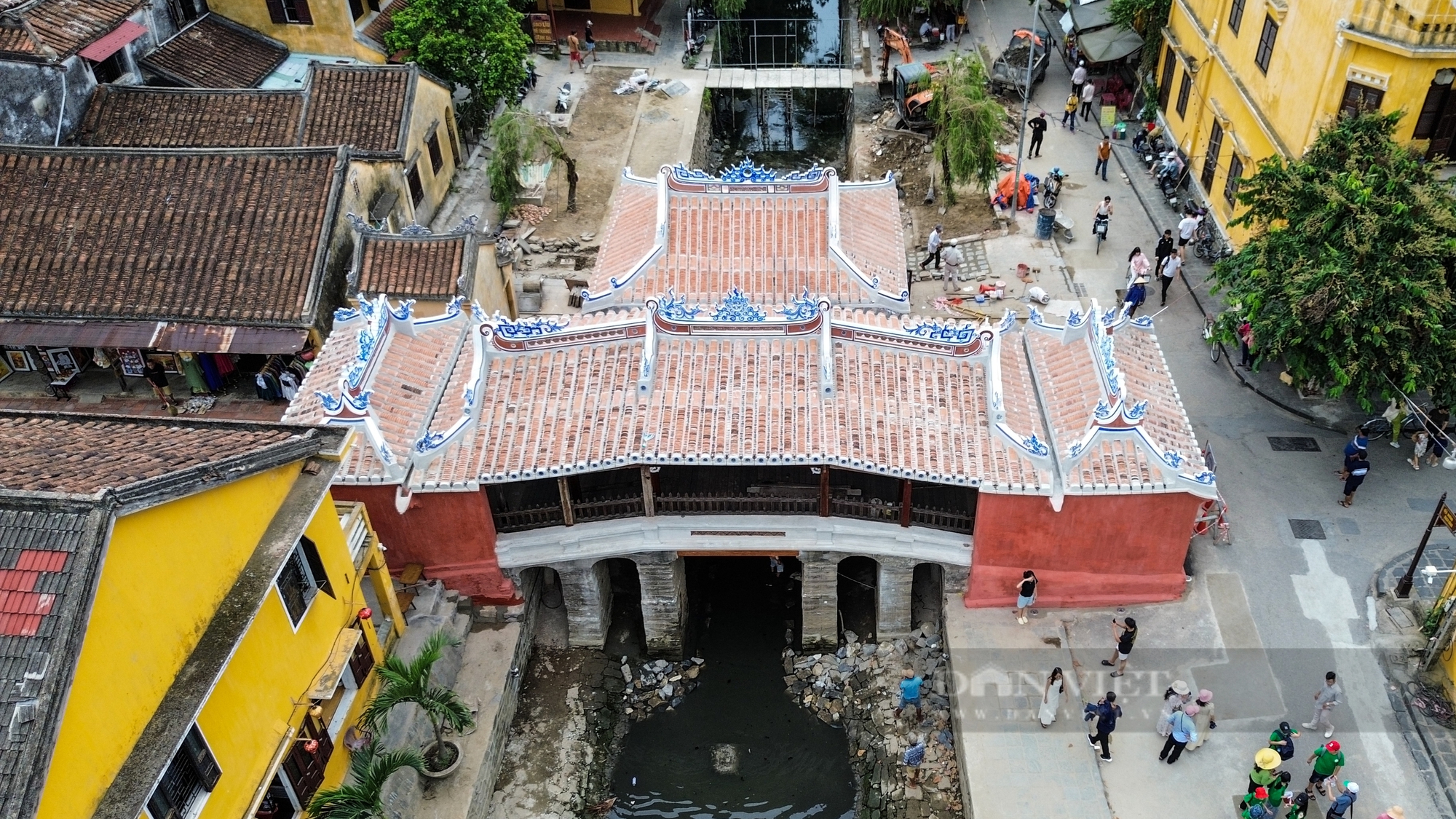 Tranh cãi trùng tu di tích Chùa Cầu: "Tôi tin người Hội An và tin tình yêu của họ đối với di sản"- Ảnh 1.