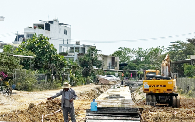 Khang trang “áo” mới cho 2 đoạn kênh đi qua khu dân cư trung tâm nội thành Quảng Ngãi- Ảnh 8.