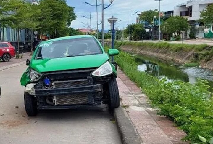 Góc nhìn pháp lý vụ 3 người Trung Quốc sát hại tài xế, cướp taxi gây tai nạn- Ảnh 1.