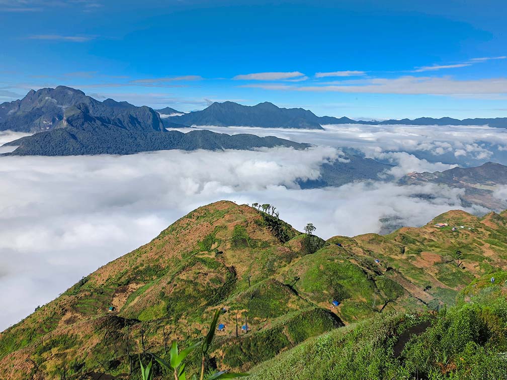 Cô gái 26 tuổi bỏ công việc văn phòng với mức lương ổn định, lên núi trở thành trekking tự do- Ảnh 10.