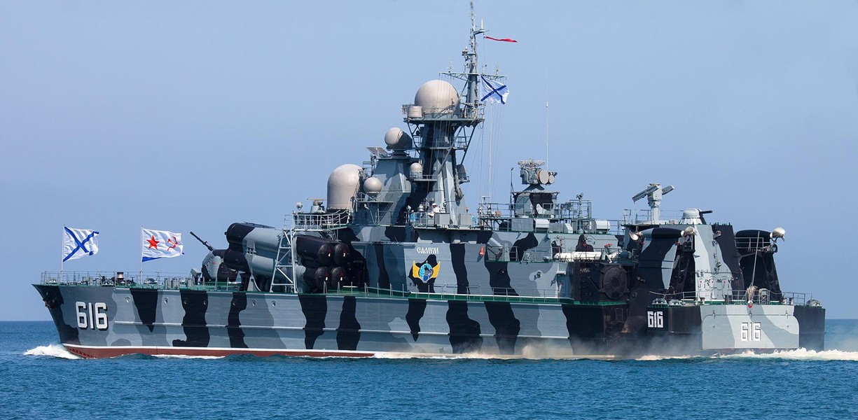 Hai tàu tên lửa "độc nhất vô nhị" của Hạm đội Biển Đen cấp tốc rời Crimea- Ảnh 13.
