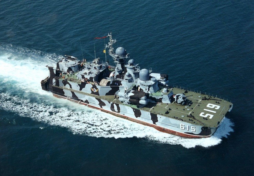 Hai tàu tên lửa "độc nhất vô nhị" của Hạm đội Biển Đen cấp tốc rời Crimea- Ảnh 5.