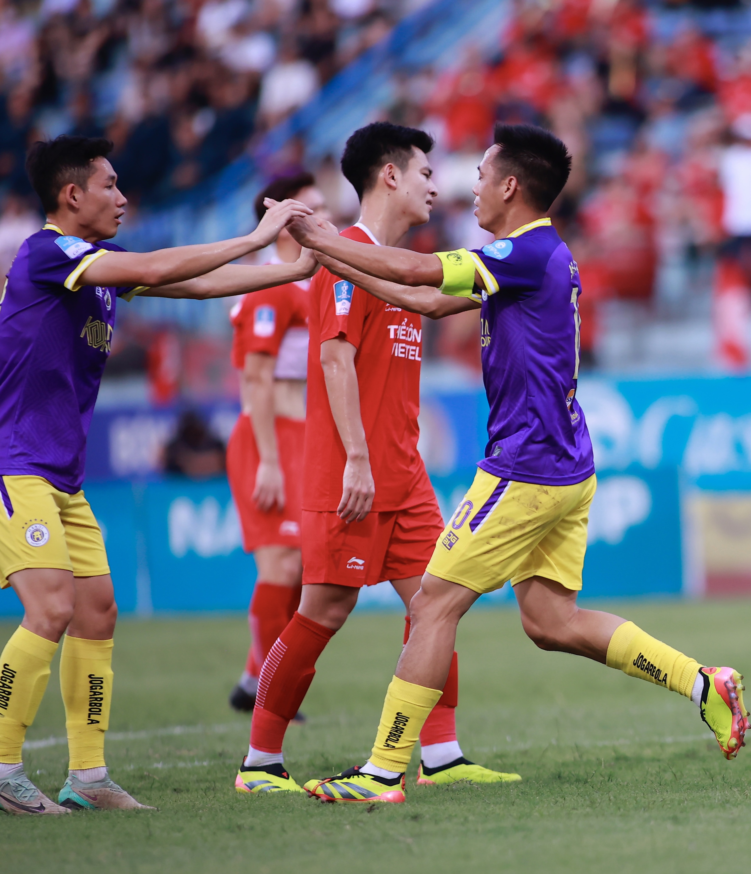 Hà Nội FC vs Thể Công Viettel (4-1): Chiến thắng đậm đà- Ảnh 5.