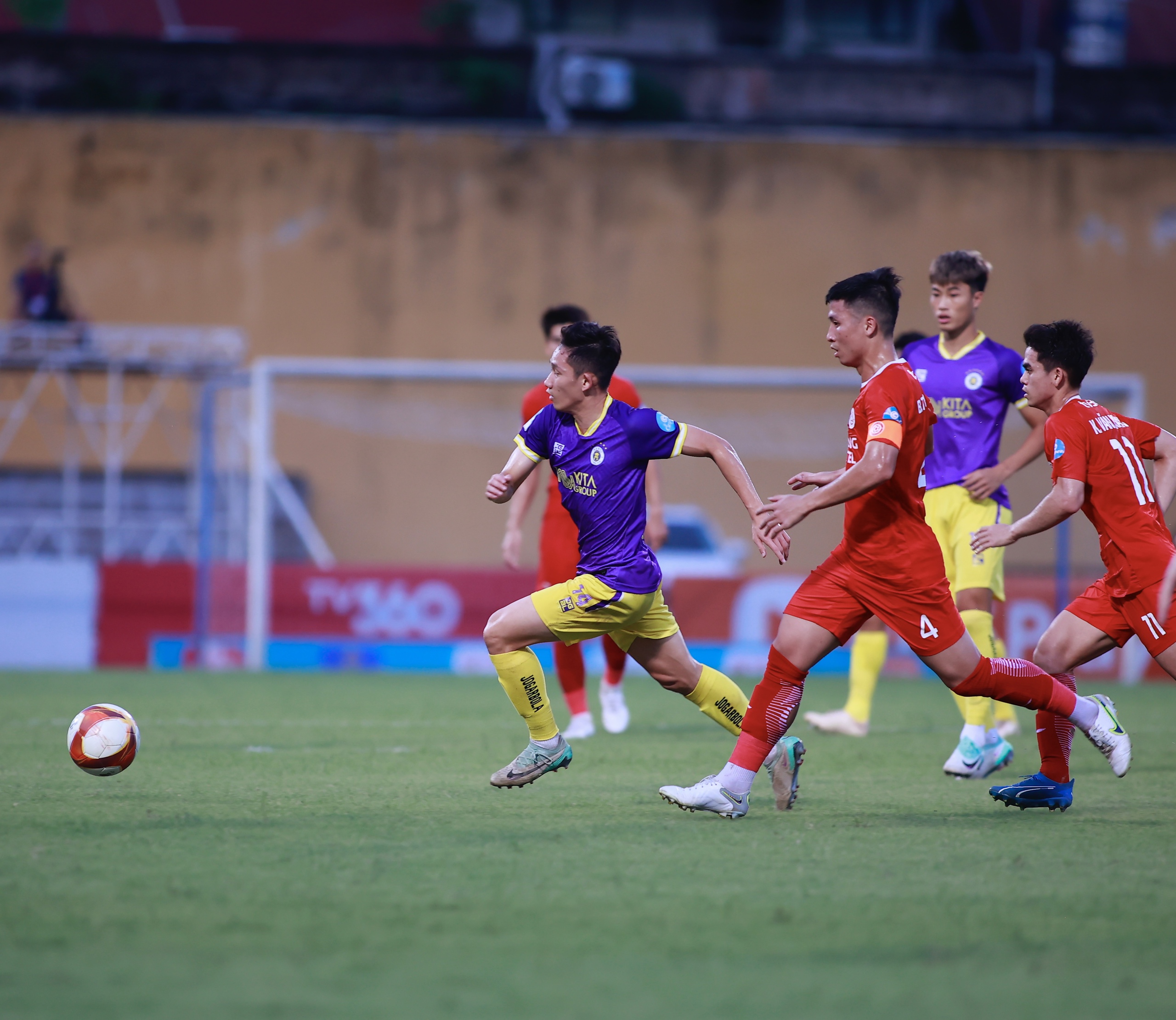 Hà Nội FC vs Thể Công Viettel (4-1): Chiến thắng đậm đà- Ảnh 10.