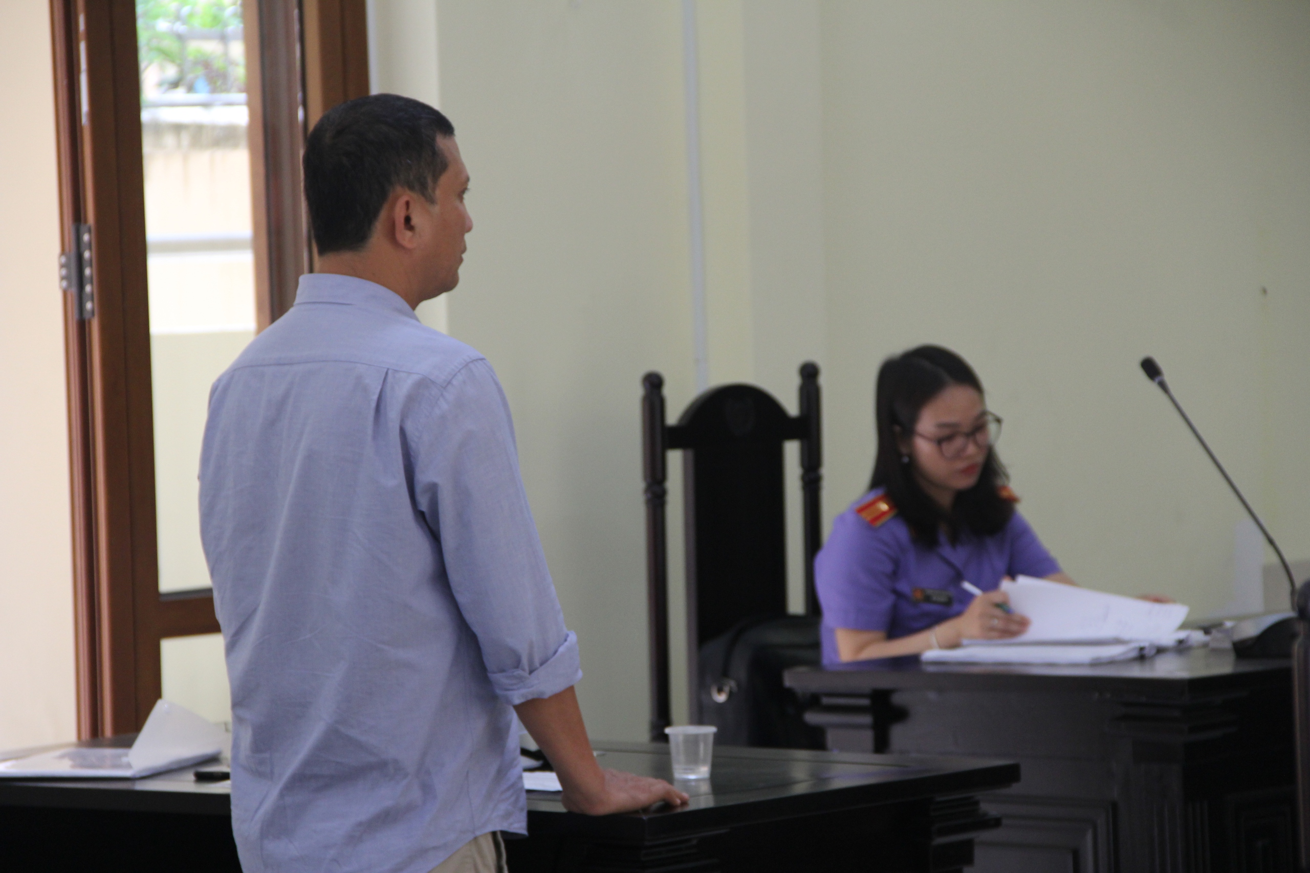 Vụ khách hàng bị ‘bốc hơi’ hàng chục tỷ đồng ở Khánh Hòa: Tòa tuyên buộc phải trả lại cho khách hàng- Ảnh 1.
