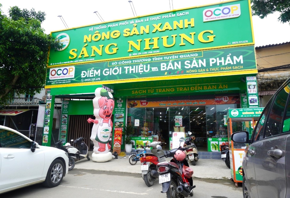 Nuôi lợn kiểu mới của anh Nông dân Việt Nam xuất sắc ở Tuyên Quang, 2 cửa hàng thịt bán ầm ầm- Ảnh 7.