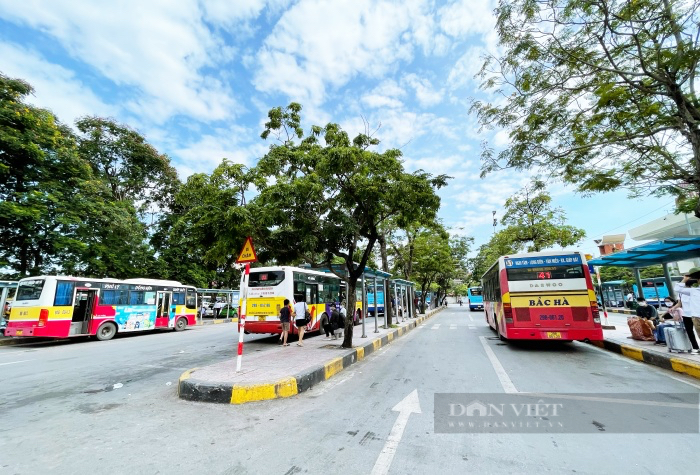 Xe buýt Hà Nội sẽ được thay thế toàn bộ bằng năng lượng xanh sau năm 2035- Ảnh 1.