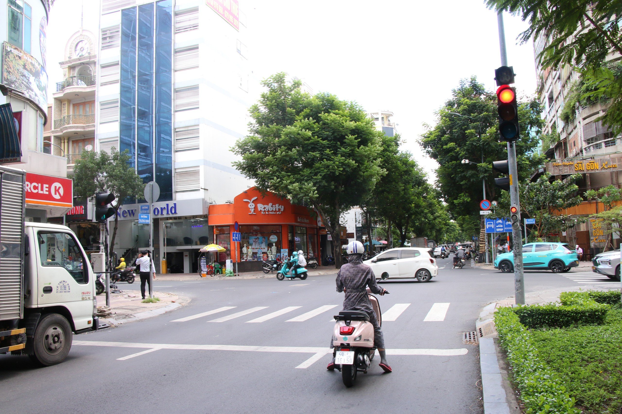 Bỏ số đếm ngược đèn giao thông dẫn đến việc người đi đường khó làm chủ được tốc độ- Ảnh 3.