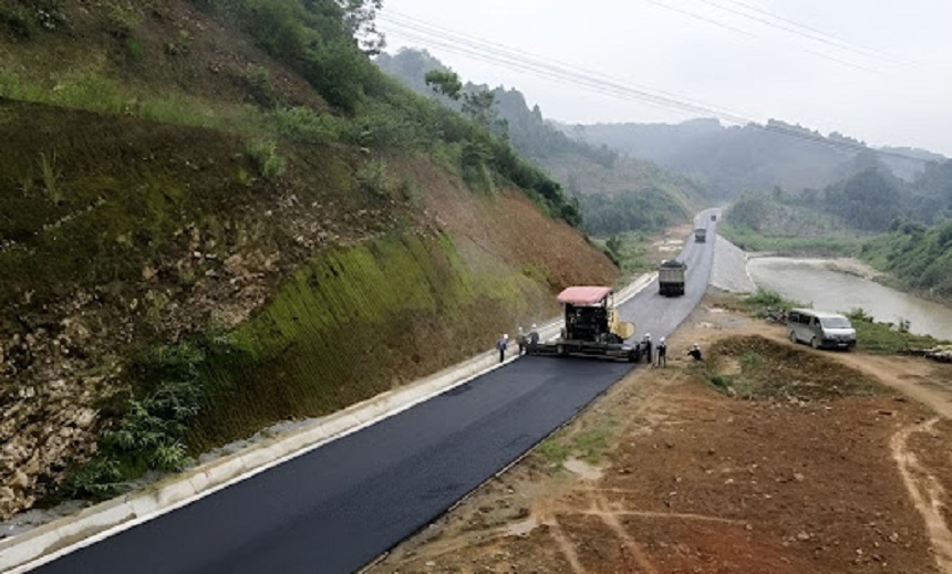 Lộ diện nhà thầu chiếm ưu thế gói thi công tỉnh lộ vào trung tâm thị xã Sa Pa- Ảnh 1.