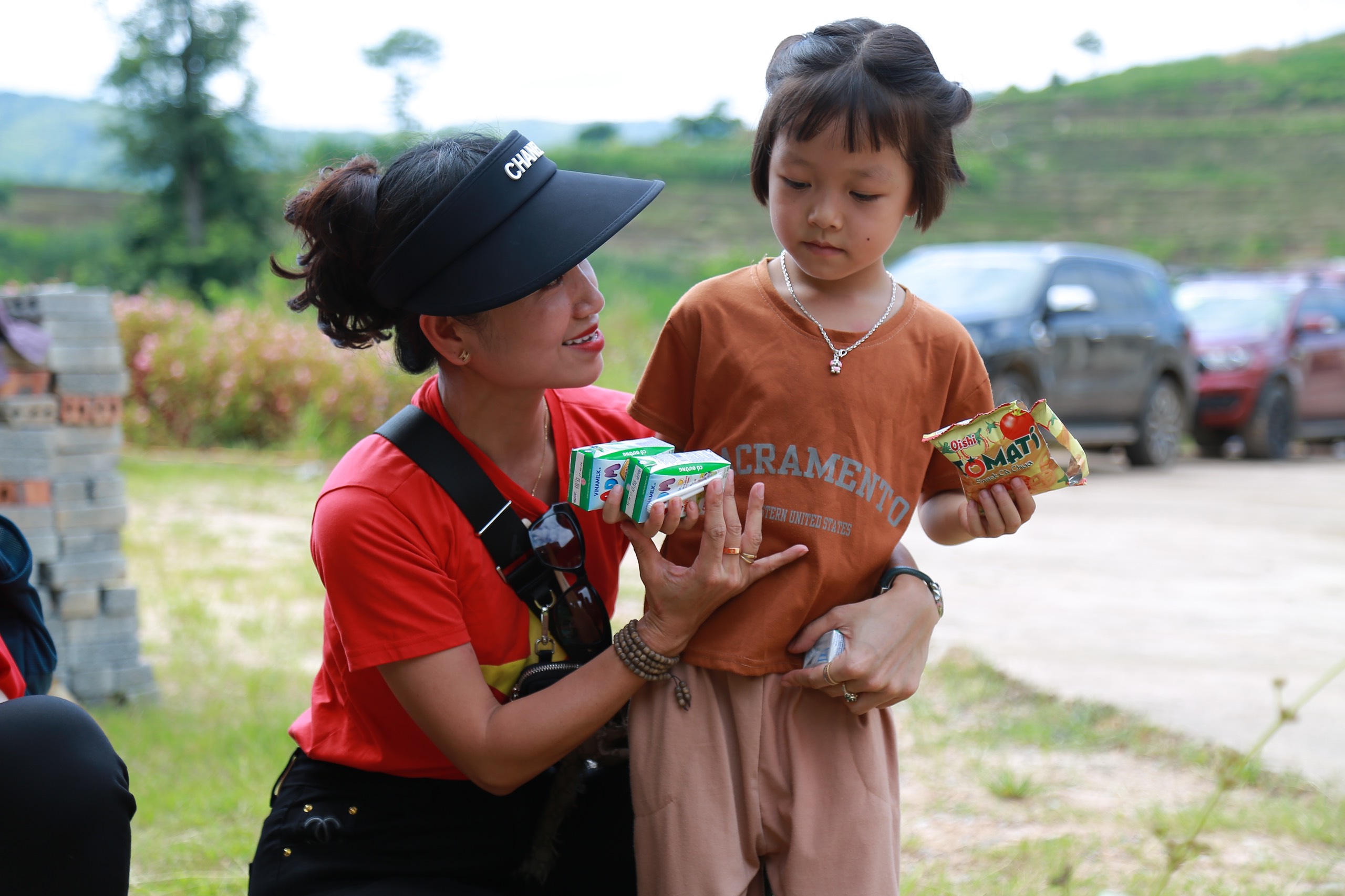 Rộn rã tiếng cười tại Lễ khởi công “Điểm trường mơ ước” thôn Nà Vài- Ảnh 10.