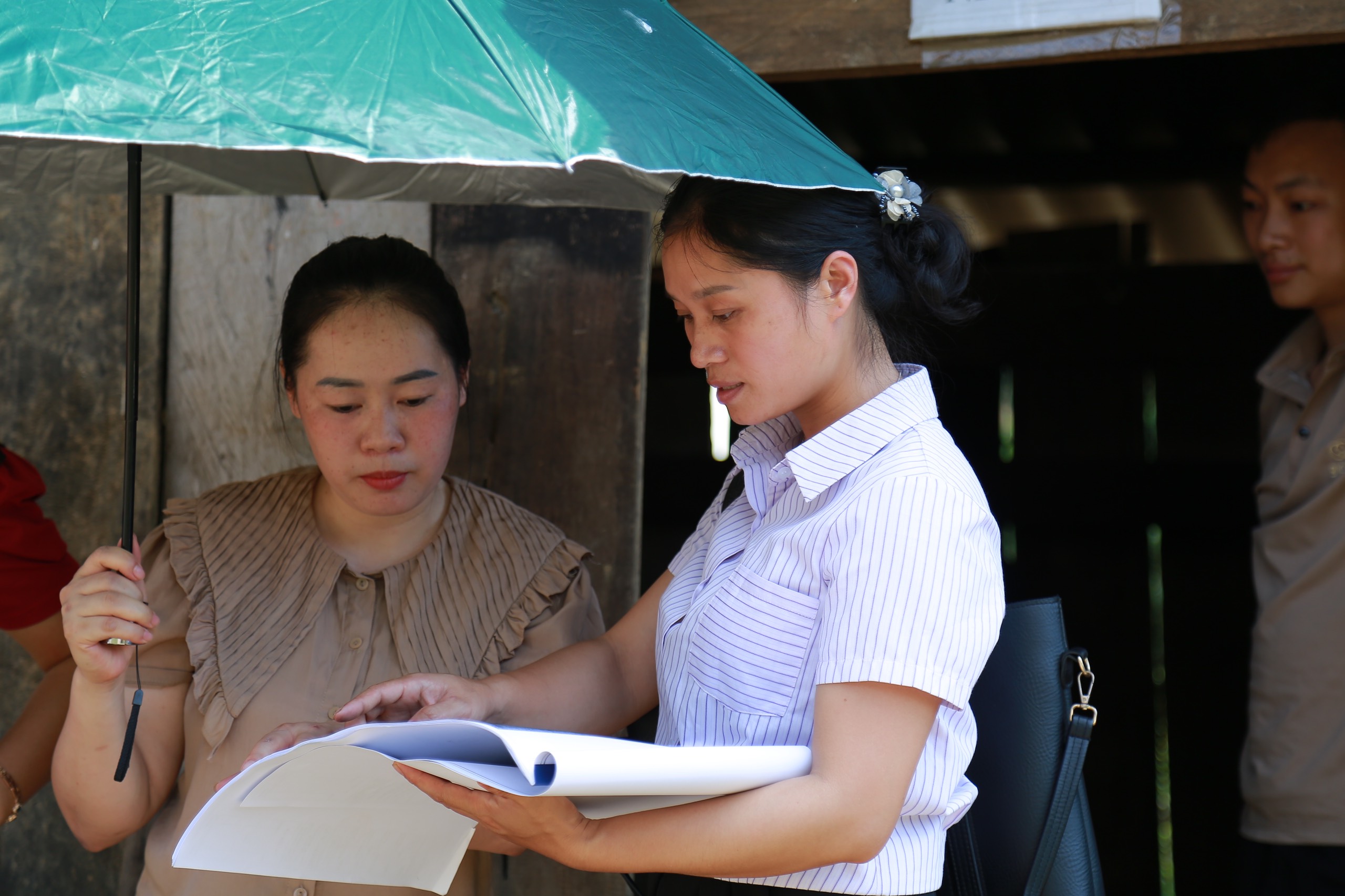 Rộn rã tiếng cười tại Lễ khởi công “Điểm trường mơ ước” thôn Nà Vài- Ảnh 6.