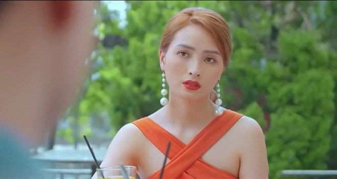 Mỹ nhân phim giờ vàng kể chuyện ngâm mình trong nước đá giữa trời rét lúc 3h sáng
- Ảnh 1.