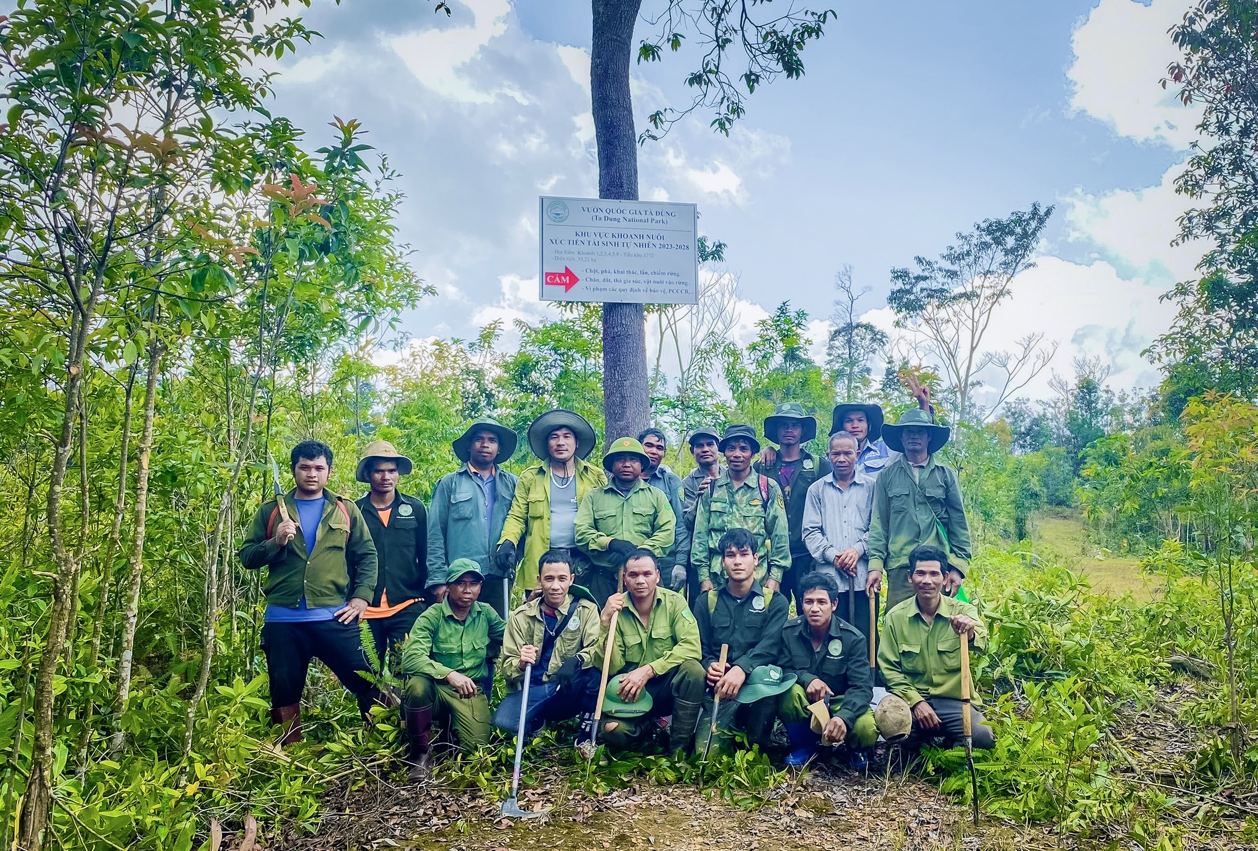 Khu rừng có hồ, đảo ví như "Vịnh Hạ Long của Tây Nguyên" ở Đắk Nông, Lâm Đồng còn vô số động vật hoang dã- Ảnh 2.