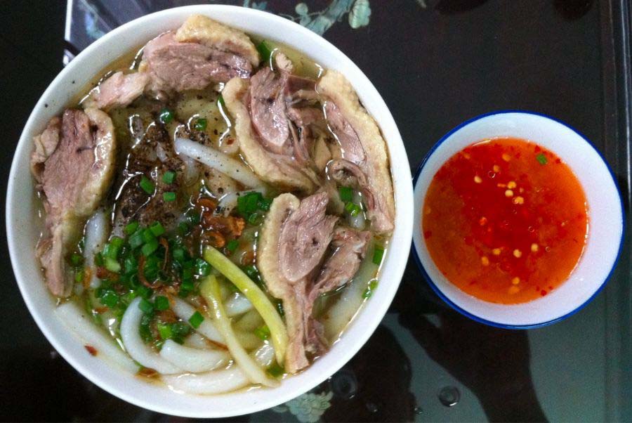 Địa chỉ ăn ngon cho khách du lịch ở Bến Tre: Bánh canh bột xắt - hương vị 'thôi thúc vị thèm'- Ảnh 4.