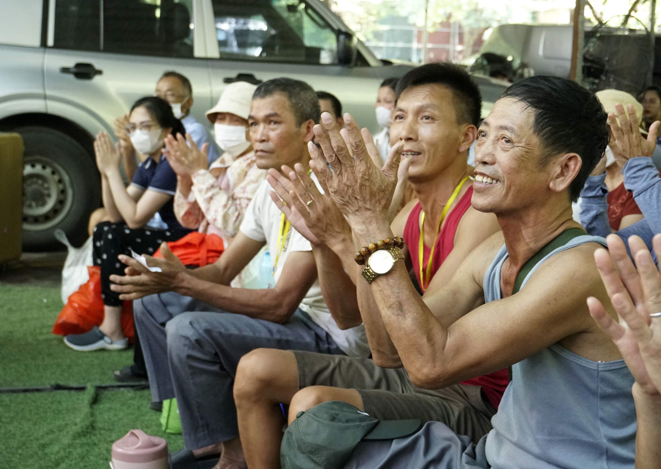 Mang tiếng hát át nỗi đau bệnh tật tại Bữa Cơm Yêu Thương lần thứ 69 - Ảnh 40.