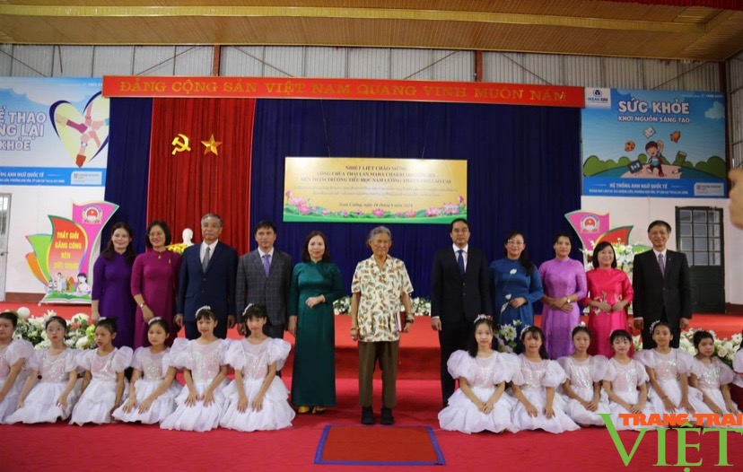 Công chúa Thái Lan Maha Chakri Sirindhorn thăm Trường Tiểu học Nam Cường, thành phố Lào Cai - Ảnh 11.