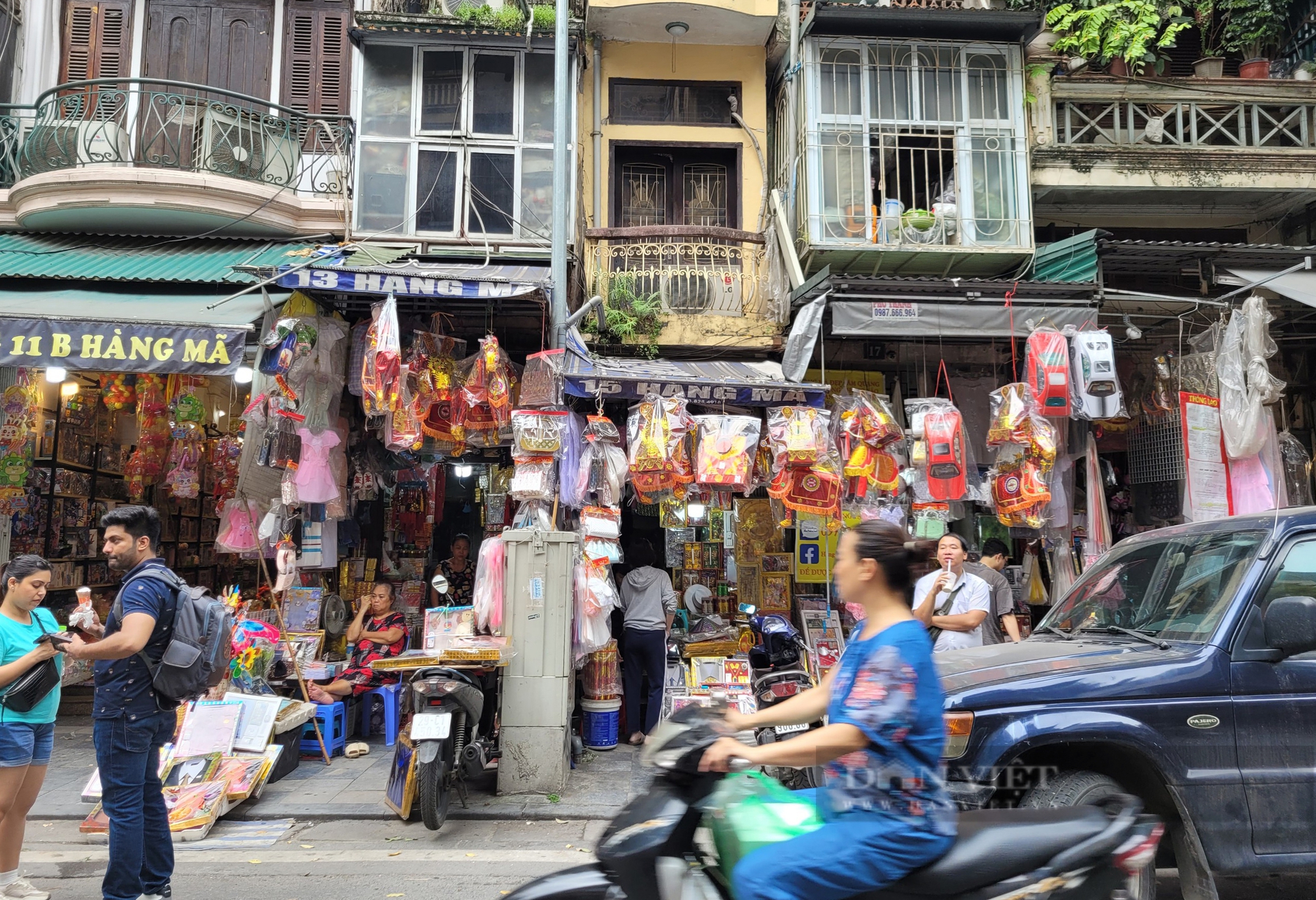 Ngày Rằm tháng 7, "thủ phủ vàng mã" khu phố cổ Hà Nội bị "lãng quên" - Ảnh 5.