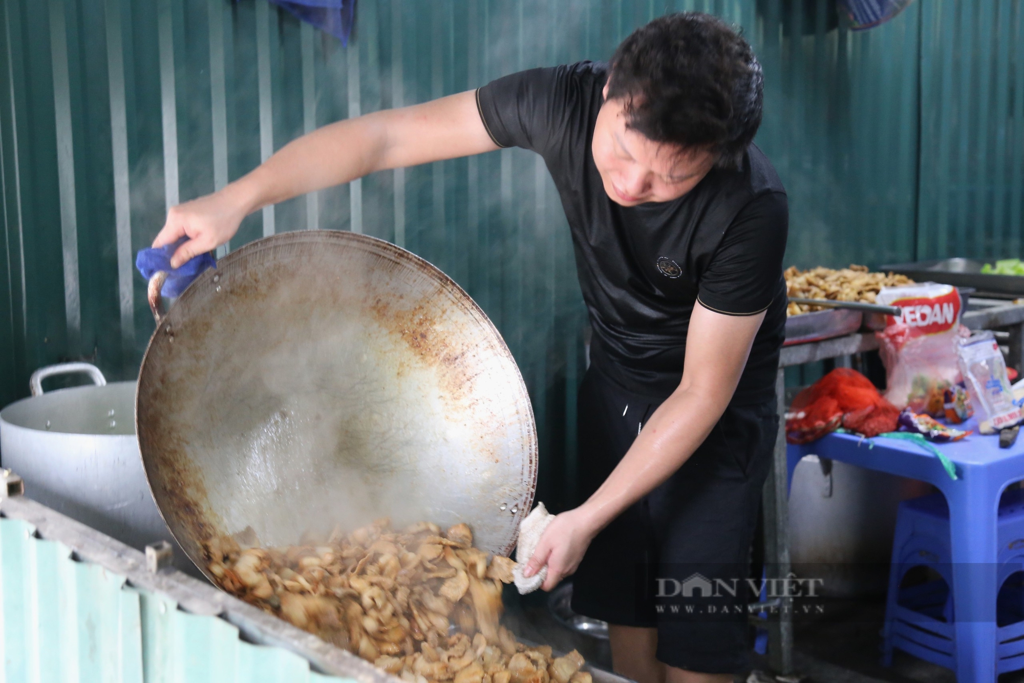 Trao những suất cơm 0 đồng, tiếp thêm niềm tin cho người khiếm thị tại Hà Nội- Ảnh 20.