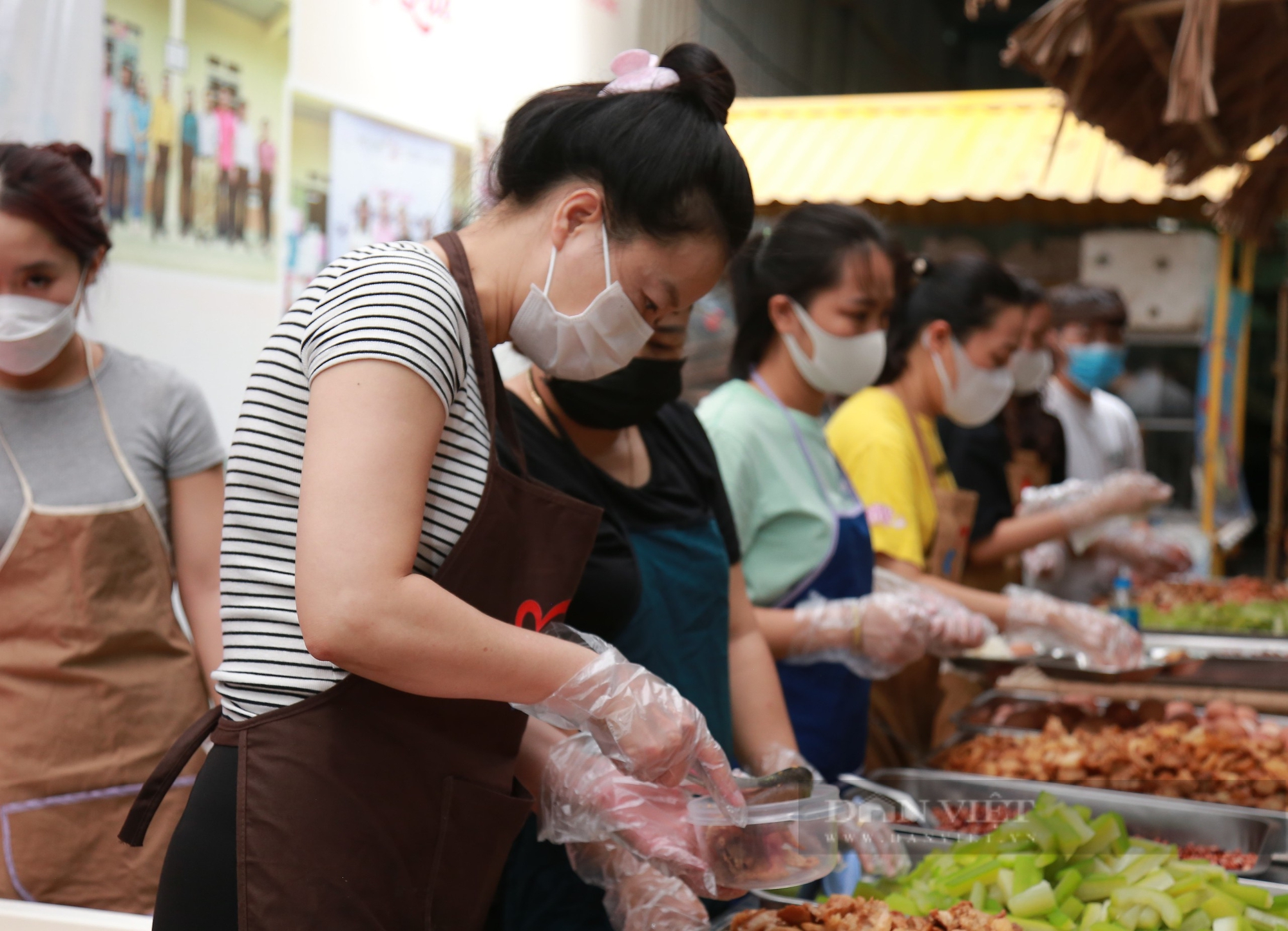 Trao những suất cơm 0 đồng, tiếp thêm niềm tin cho người khiếm thị tại Hà Nội- Ảnh 41.