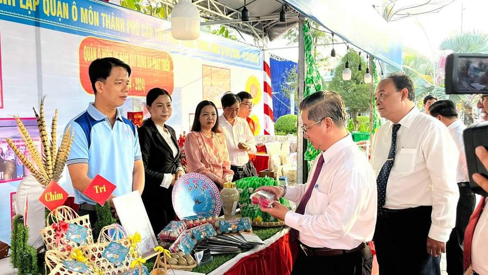 Cho chim trĩ nghe nhạc để... gia tăng sản lượng trứng! - Ảnh 10.