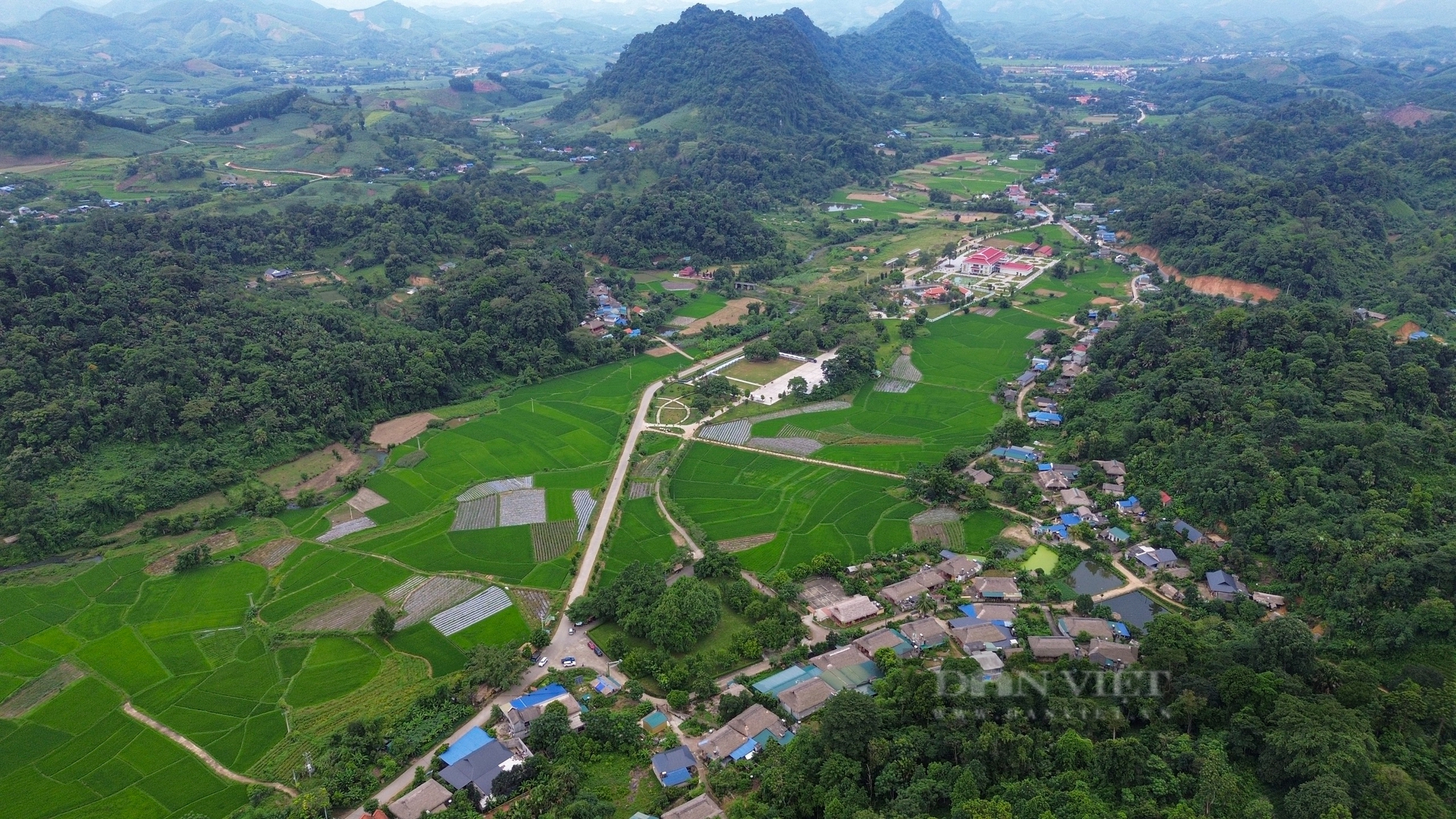 Khám phá ngôi làng được biết đến là “Trung tâm Thủ đô lâm thời, trái tim cách mạng Việt Nam" - Ảnh 1.