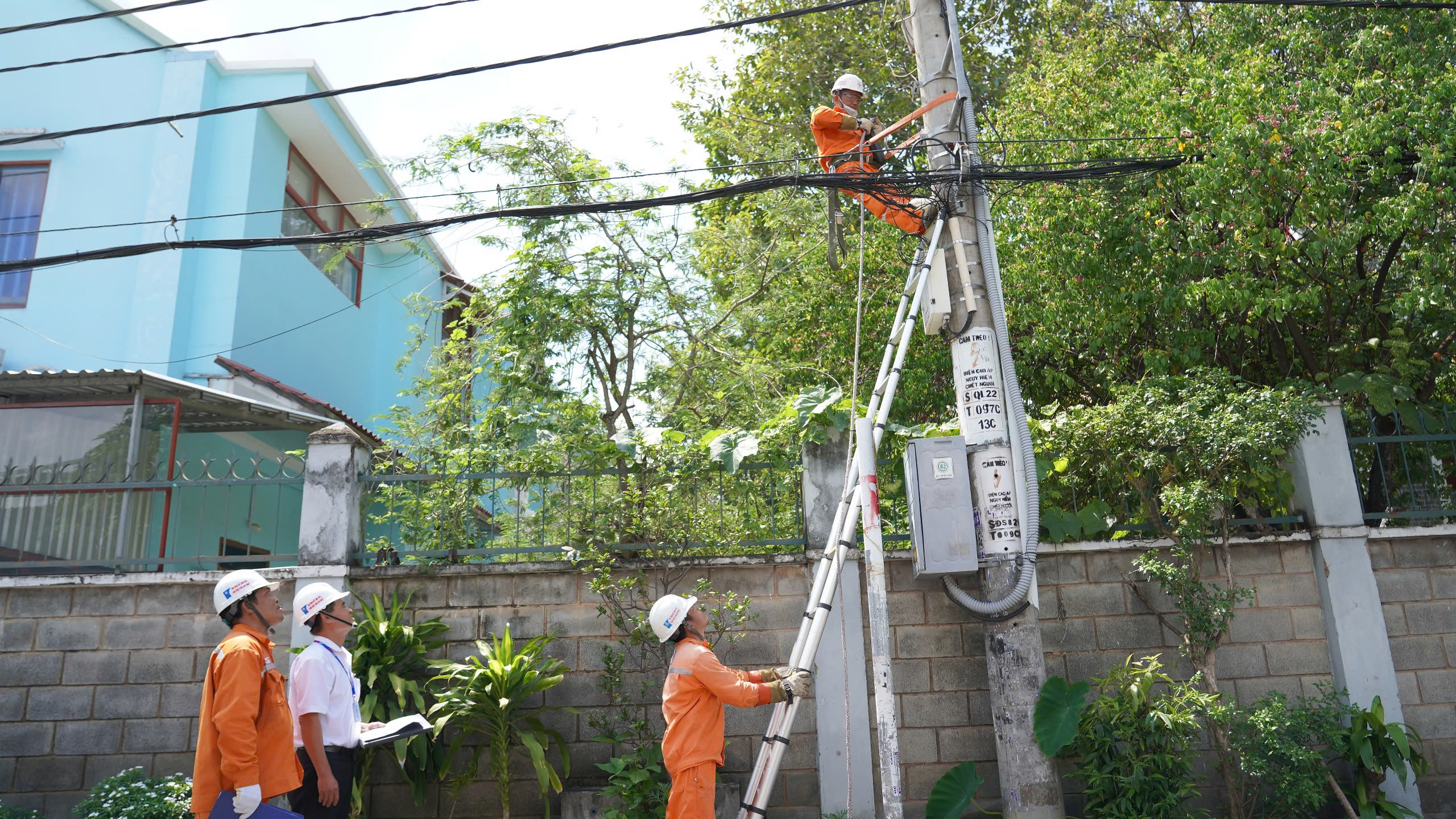 Kỹ sư Phan Văn Điền – Luôn tận tâm với công tác an toàn điện - Ảnh 1.