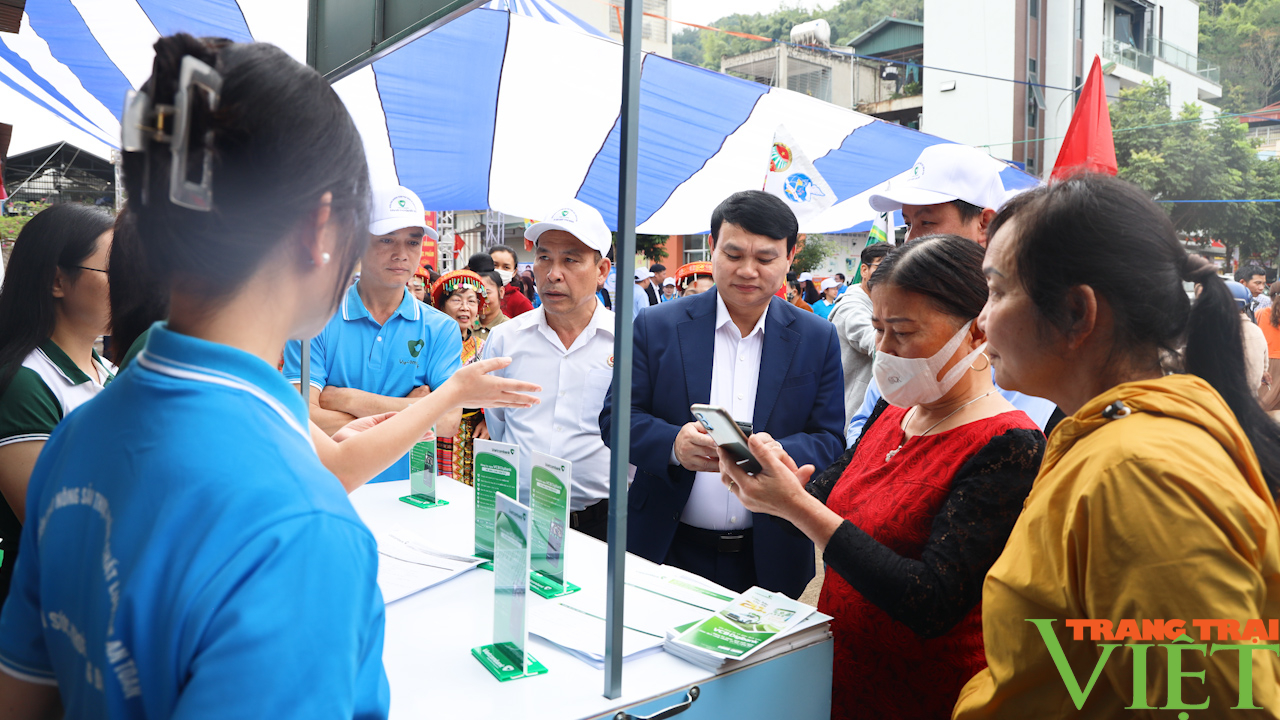 Sơn La đẩy mạnh chuyển đổi số trong nông nghiệp - Ảnh 4.