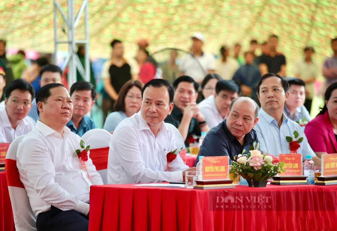 Bộ trưởng Lương Tam Quang dự ngày hội Toàn dân bảo vệ an ninh Tổ quốc tại Hòa Bình- Ảnh 3.