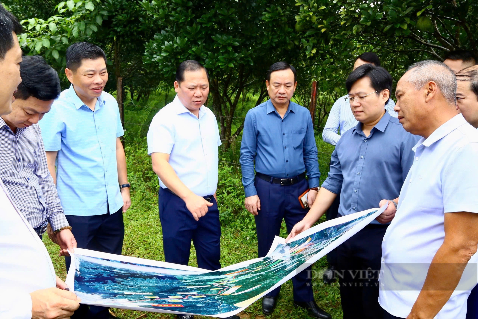 Bí thư Tỉnh ủy Hòa Bình yêu cầu khởi công dự án cao tốc Hòa Bình - Mộc Châu vào dịp 2/9 - Ảnh 1.