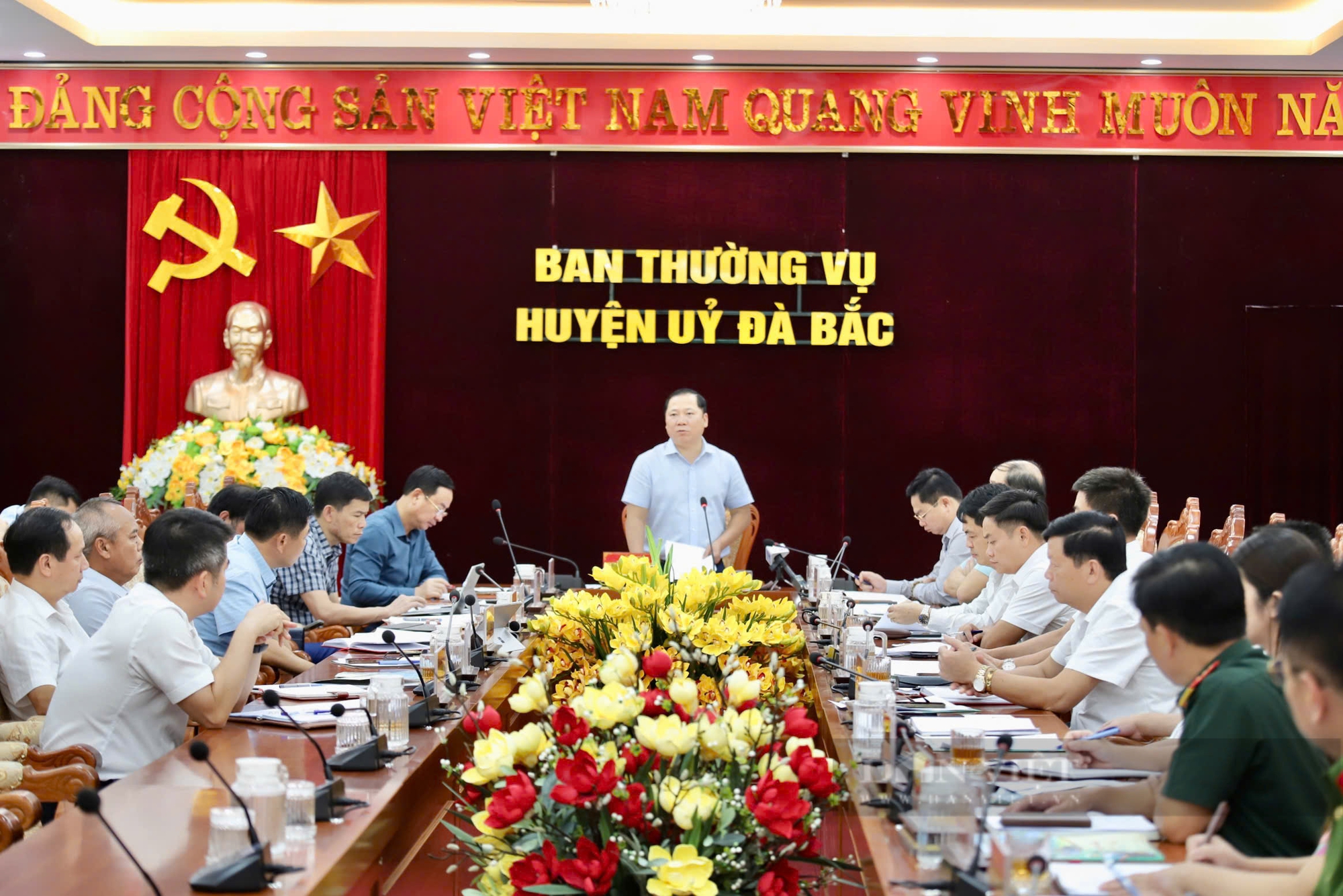 Bí thư Tỉnh ủy Hòa Bình yêu cầu khởi công dự án cao tốc Hòa Bình - Mộc Châu vào dịp 2/9 - Ảnh 2.