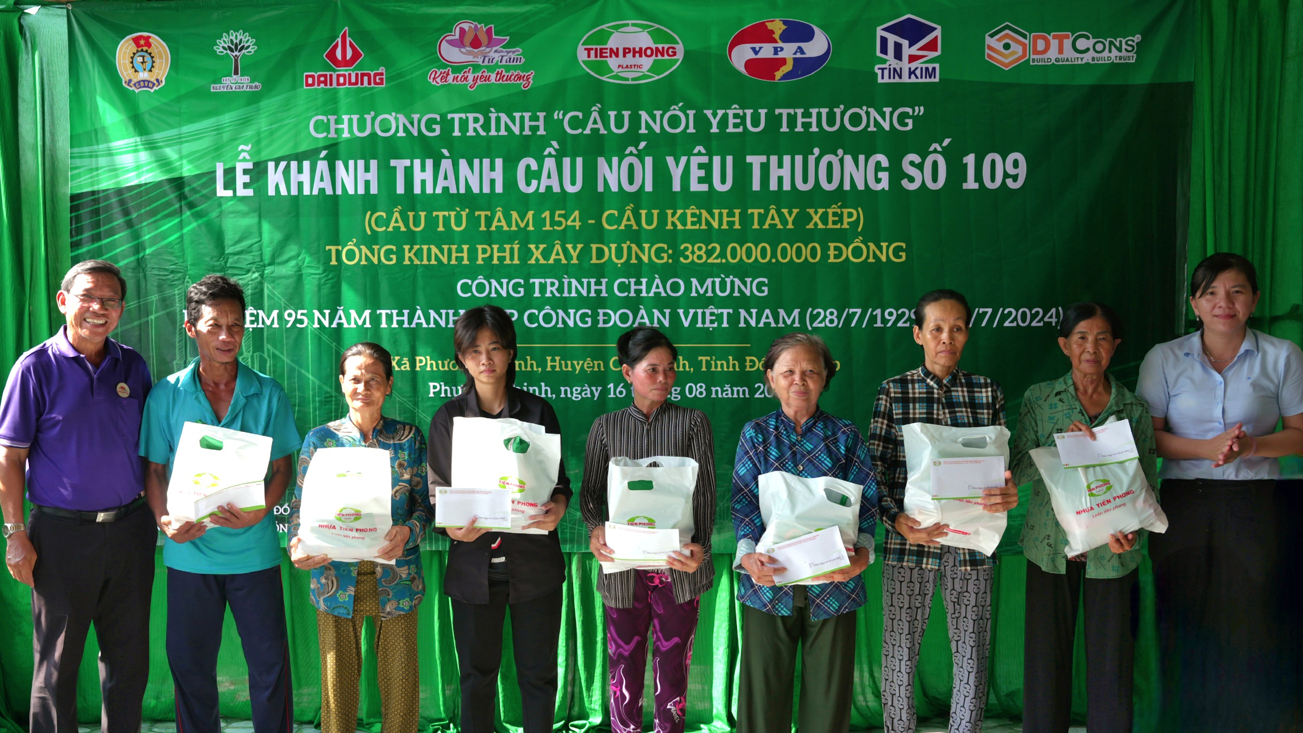 Nhựa Tiền Phong khánh thành Cầu Nối Yêu Thương số 108 và 109 tại  tỉnh Đồng Tháp  - Ảnh 7.