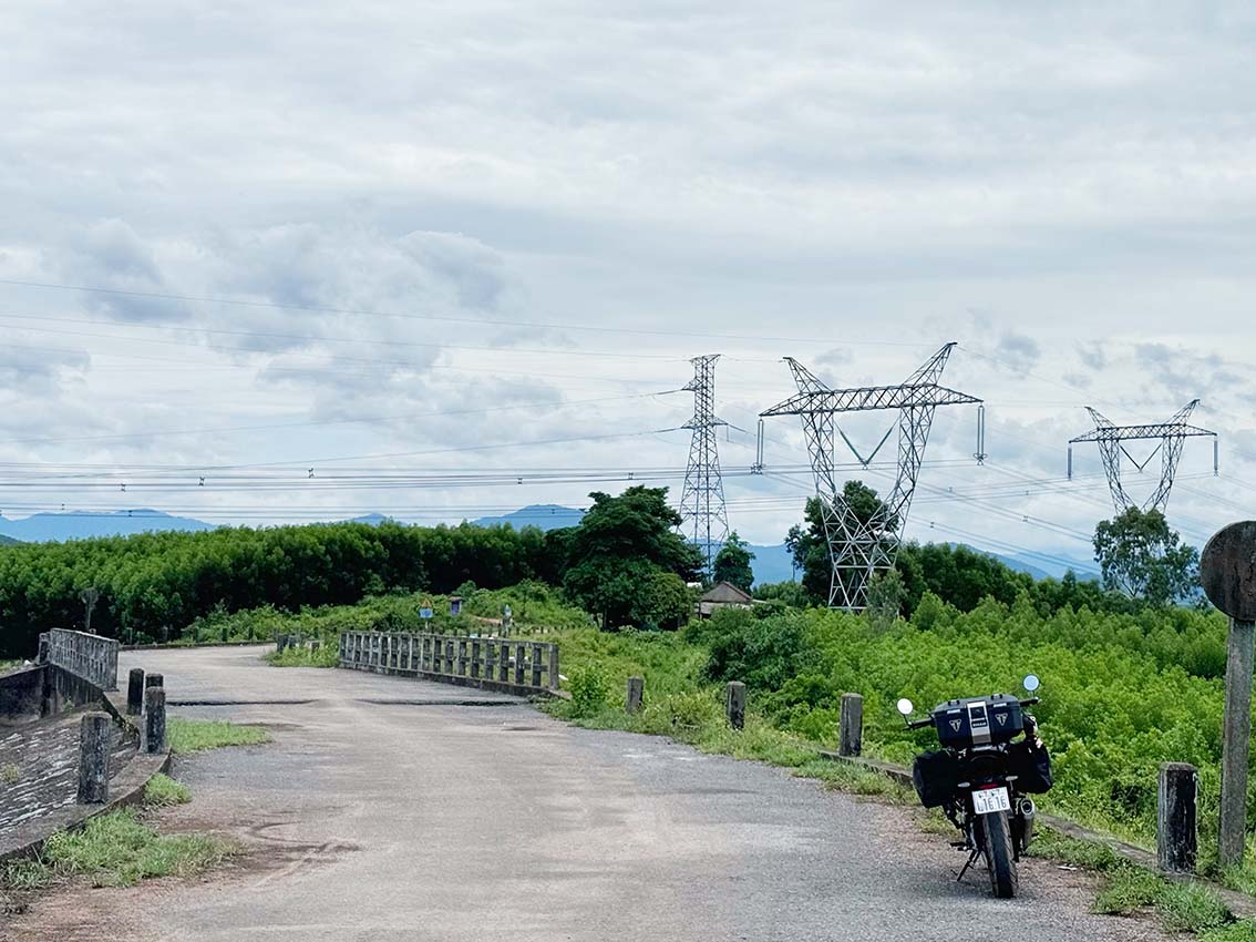 Phượt xuyên Việt chinh phục tứ đại đỉnh đèo của nữ phượt thủ 24 tuổi khiến dân mạng ngưỡng mộ - Ảnh 5.