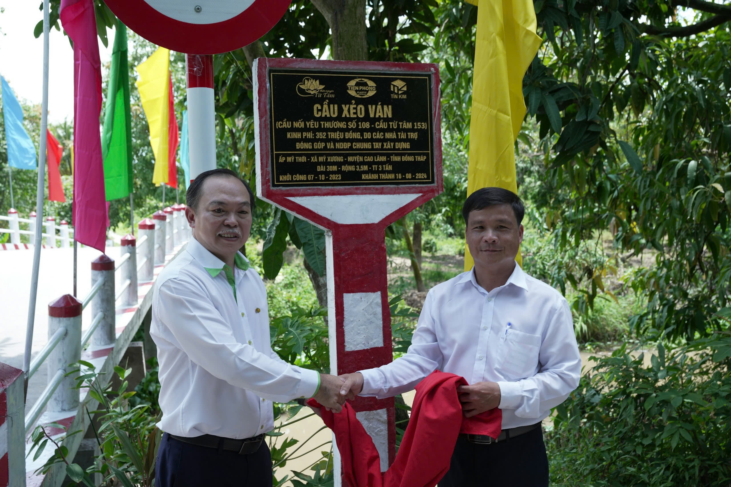 Nối dài hy vọng tại Đồng Tháp: Nhựa Tiền Phong khánh thành thêm hai Cầu Nối Yêu Thương