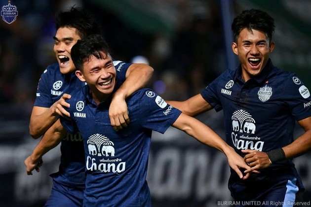 4 điều chờ đợi trận CLB CAHN vs Buriram United: Đại chiến ĐNÁ thu nhỏ - Ảnh 1.