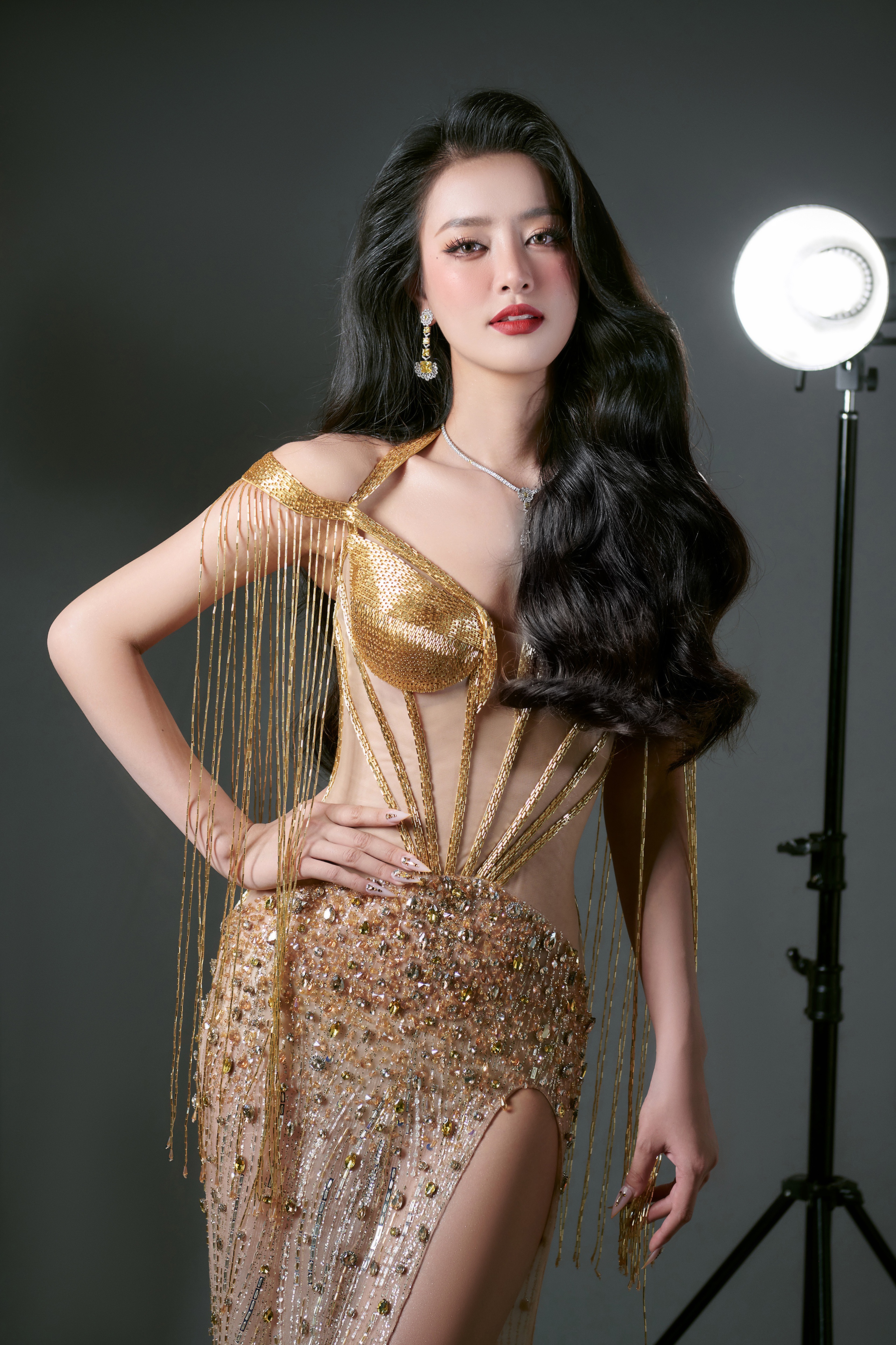 Á hậu 1 Miss Grand Vietnam từng 3 lần lỡ hẹn với vương miện gây tiếc nuối bất ngờ được dự thi Miss Intercontinental 2024 - Ảnh 1.