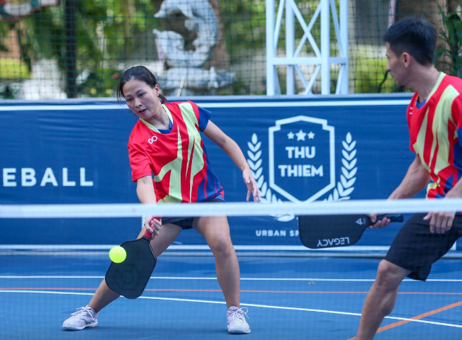 Pickleball ra đời khi nào, vì sao “bỗng dưng” có sức hút mạnh mẽ tại Việt Nam? - Ảnh 1.